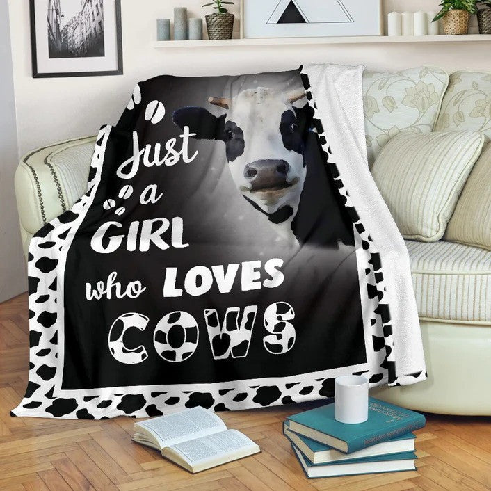 Just A Girl Who loves Cow Fleece Blanket, Farmhouse Cow Sherpa Blanket for Cow Lovers