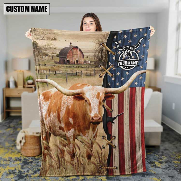 Dilypod Personalized Texas Longhorn Cattle In Field Farmhouse Blanket