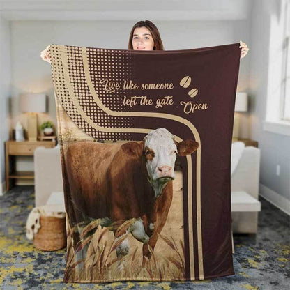 Dilypod Personalized Simmental Barn Vintage Farmhouse Blanket for Bedroom, Gift for Simmental Lovers